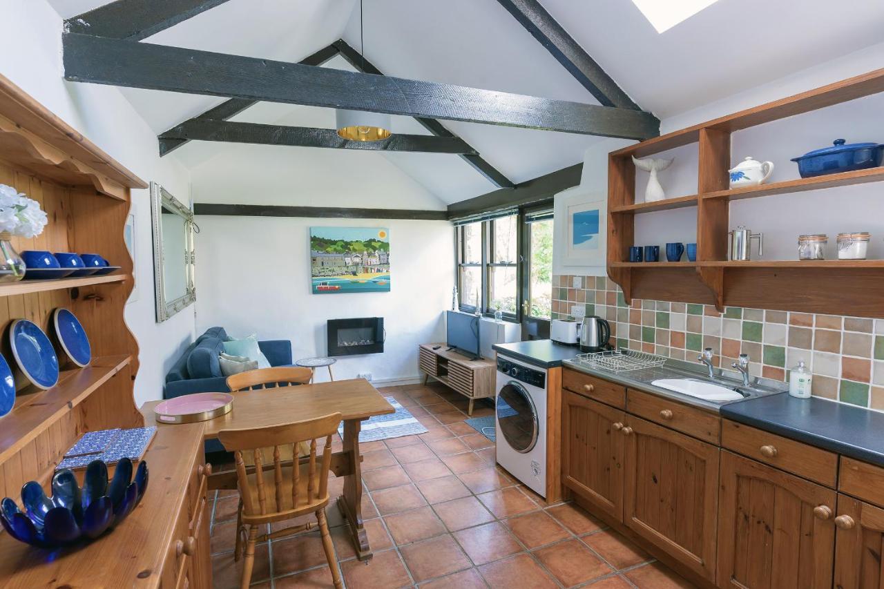 Cosy Cottage In The Beautiful Lamorna Valley - Walk To The Pub & Sea Paul ภายนอก รูปภาพ